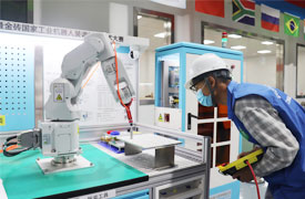 關于征集申報“2021一帶一路暨金磚大賽之工業機器人承辦機構”的通知