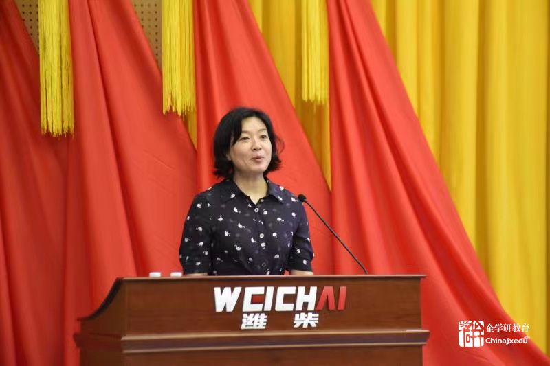 祝賀-濰柴動(dòng)力送教進(jìn)企3D打印技術(shù)培訓(xùn)班順利召開！