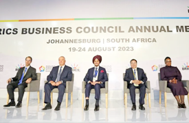 祝賀《金磚國家工商理事會第十份年度報告》?簽署，《金磚技能標準化工作委員會章程》簽字確認